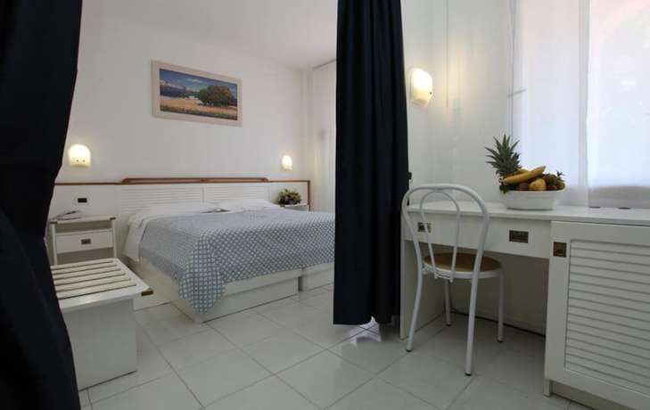 Imagen de la habitación del Hotel Valle Verde. Foto 17
