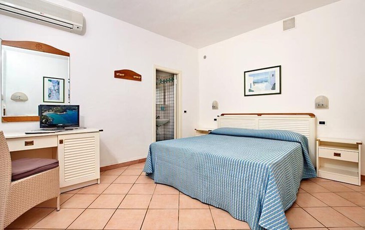 Imagen de la habitación del Hotel Valle Verde. Foto 19