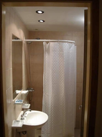 Imagen de la habitación del Hotel Valle de Aosta. Foto 7