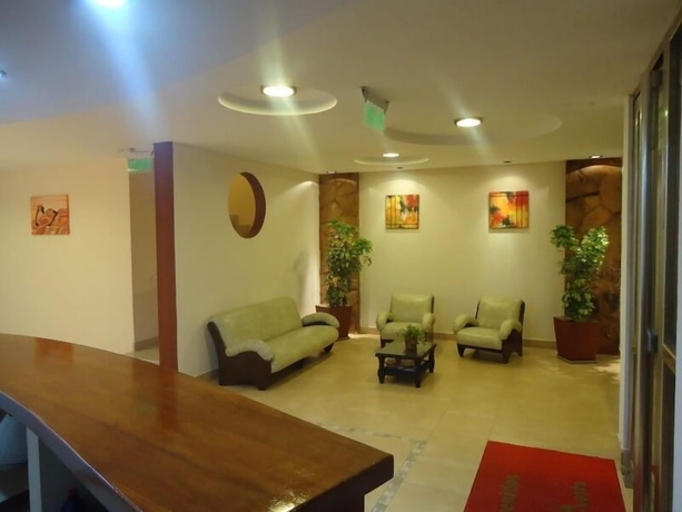 Imagen de los interiores del Hotel Valle de Aosta. Foto 16