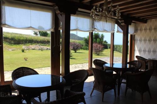 Imagen del bar/restaurante del Hotel Valle de Arco. Foto 5