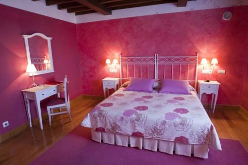 Imagen de la habitación del Hotel Valle de Arco. Foto 12