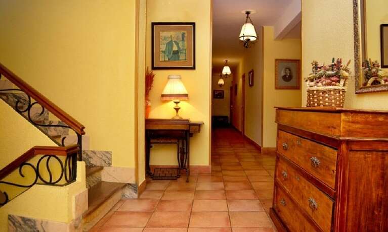 Imagen general del Hotel Valle de San Emiliano. Foto 3