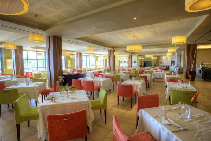 Imagen del bar/restaurante del Hotel Valle del Este Hotel Golf Spa. Foto 2