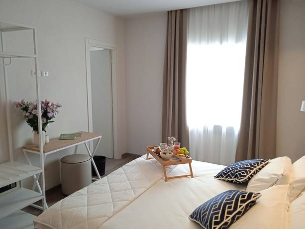 Imagen de la habitación del Hotel Valle del Fiora. Foto 14
