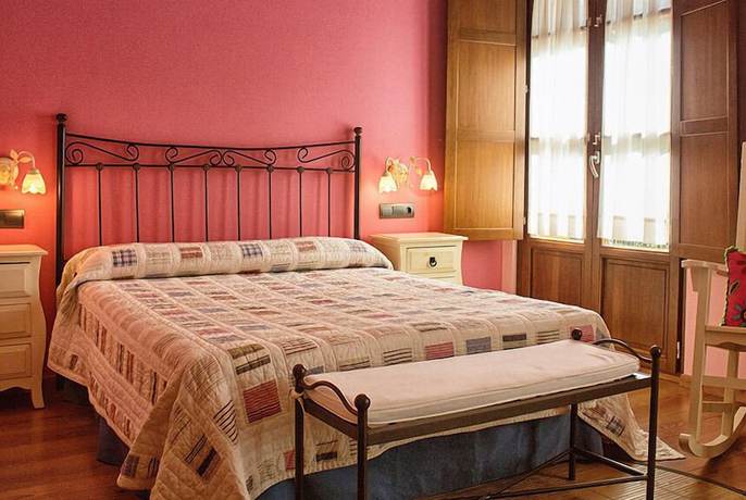 Imagen de la habitación del Hotel Valle del Silencio. Foto 5