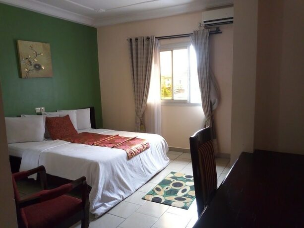 Imagen general del Hotel Vall&eacute;e Des Rois. Foto 11