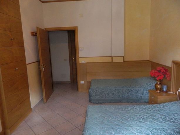 Imagen de la habitación del Hotel Vallefura. Foto 14