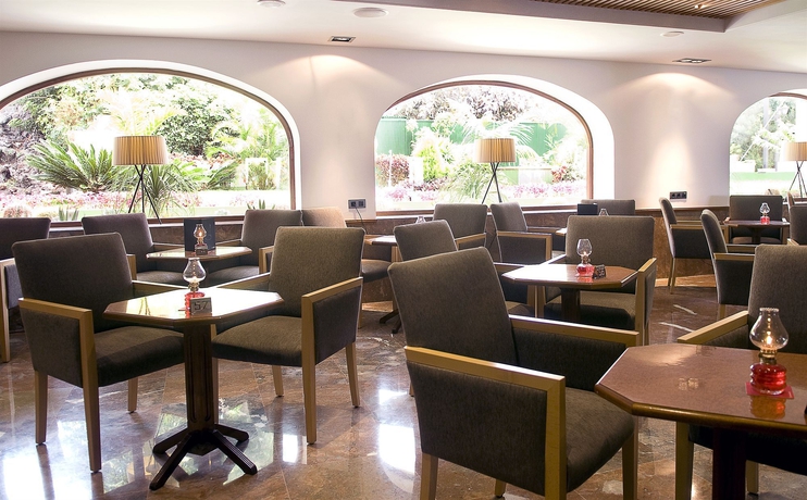 Imagen de los interiores del Hotel Vallemar. Foto 10