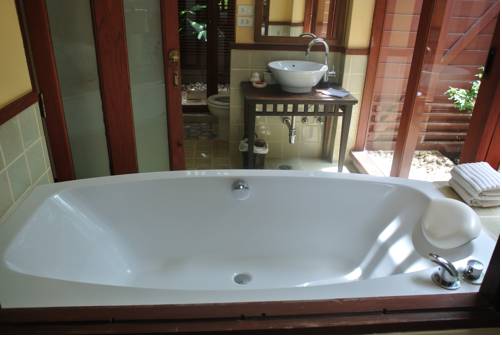 Imagen de la habitación del Hotel Valley Garden Resort. Foto 14