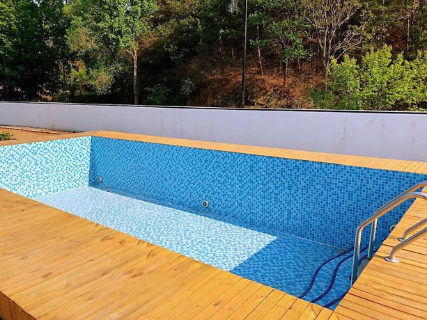 Imagen de la piscina del Hotel Valley Hotel. Foto 19