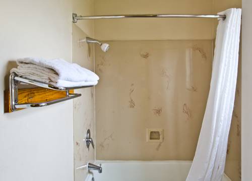 Imagen de la habitación del Hotel Valley Inn San Jose. Foto 13