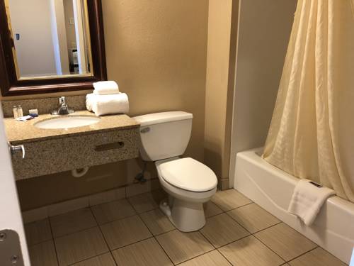 Imagen de la habitación del Hotel Valley Inn, Watsonville. Foto 3
