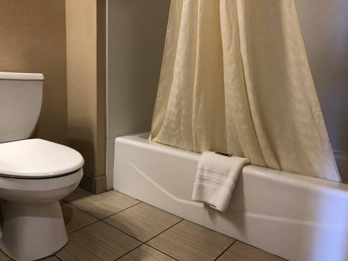 Imagen de la habitación del Hotel Valley Inn, Watsonville. Foto 5