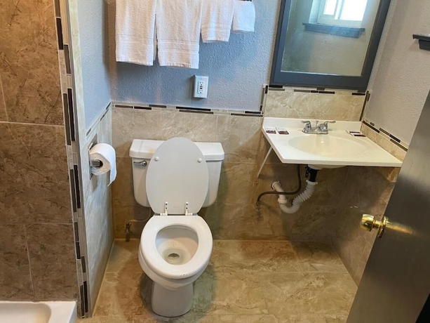 Imagen de la habitación del Hotel Valley Motel. Foto 10