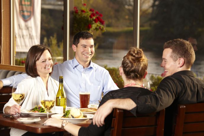 Imagen de los interiores del Hotel Valley River Inn. Foto 13