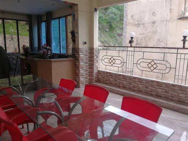 Imagen del bar/restaurante del Hotel Valley View and Restaurant. Foto 2