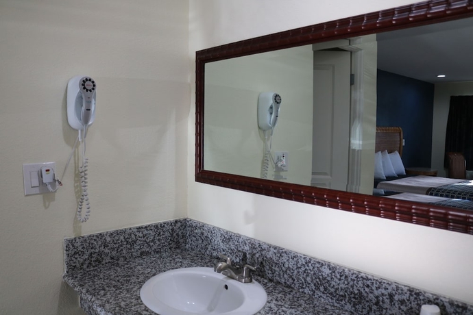 Imagen de la habitación del Hotel Valli Hi Motel. Foto 15