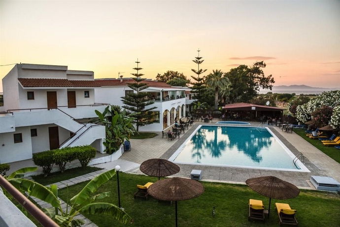 Imagen general del Hotel Vallian Village. Foto 11