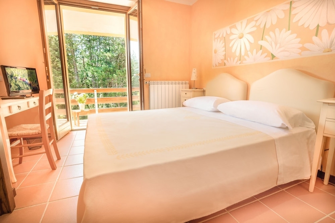 Imagen de la habitación del Hotel Vallicciola Nature Hotel. Foto 4