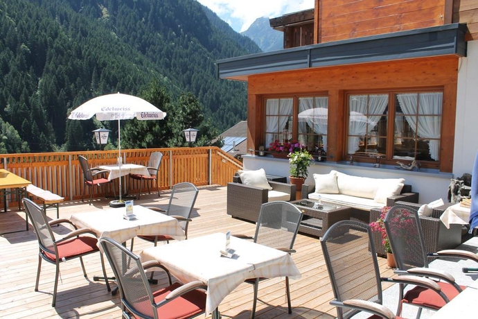 Imagen general del Hotel Vallüla. Foto 10