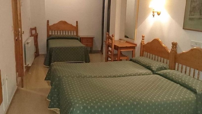 Imagen de la habitación del Hotel Valmar, Villar de Olalla. Foto 6