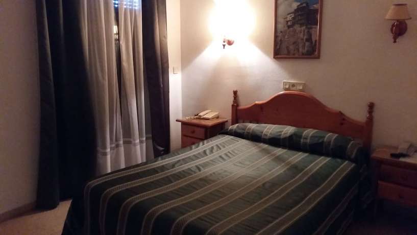 Imagen de la habitación del Hotel Valmar, Villar de Olalla. Foto 9