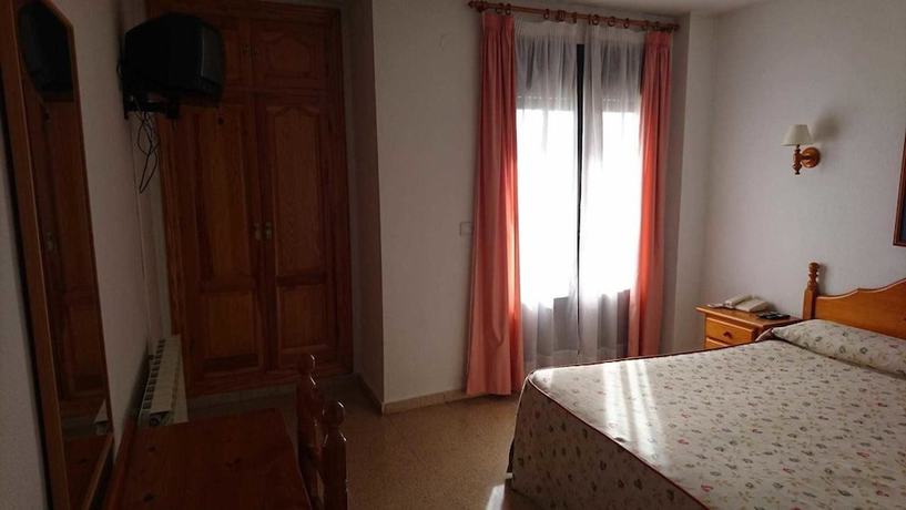 Imagen de la habitación del Hotel Valmar, Villar de Olalla. Foto 15