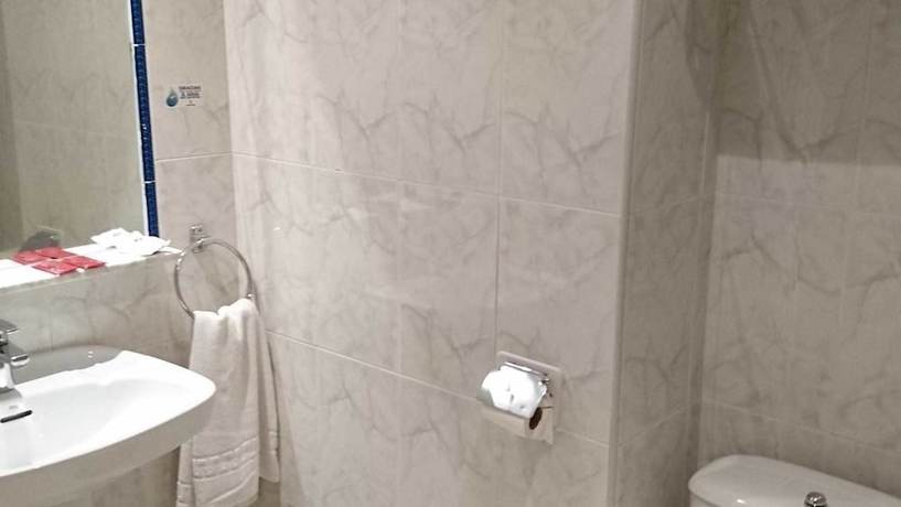 Imagen de la habitación del Hotel Valmar, Villar de Olalla. Foto 20