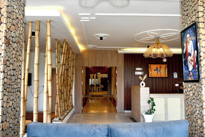 Imagen de los interiores del Hotel Valna Estate Mountain View Kausani By HRG. Foto 10