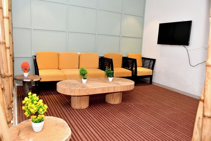 Imagen de los interiores del Hotel Valna Estate Mountain View Kausani By HRG. Foto 13