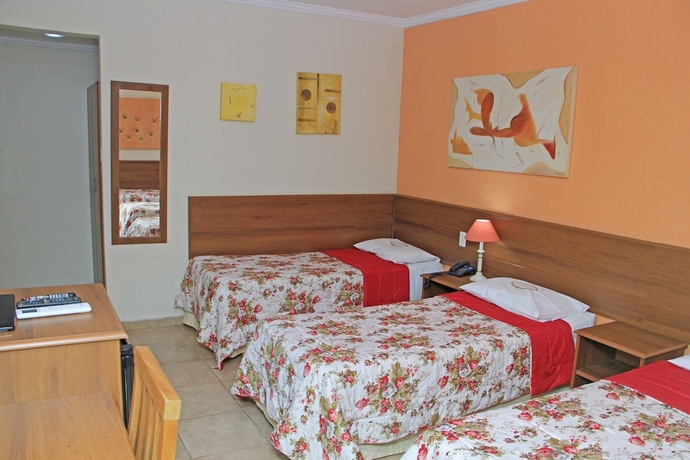 Imagen de la habitación del Hotel Valparaiso. Foto 6