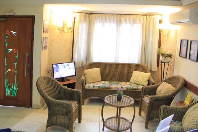 Imagen de los interiores del Hotel Valparaiso. Foto 16