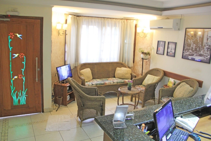 Imagen de los interiores del Hotel Valparaiso. Foto 17