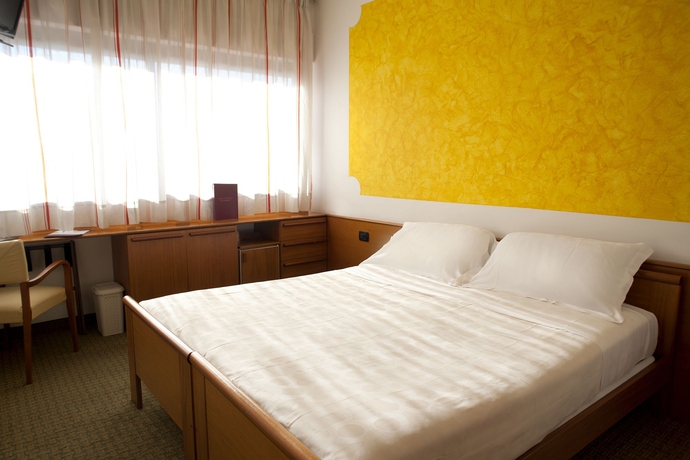 Imagen de la habitación del Hotel Valpolicella International. Foto 14