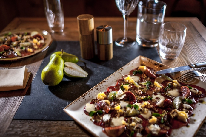 Imagen del bar/restaurante del Hotel Valsana and Appartements Arosa. Foto 3