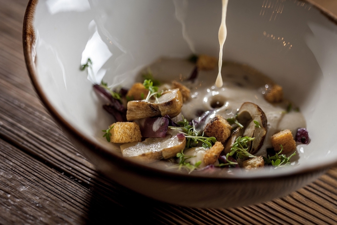 Imagen del bar/restaurante del Hotel Valsana and Appartements Arosa. Foto 4