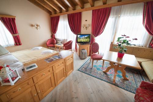Imagen de la habitación del Hotel Valtellina. Foto 10