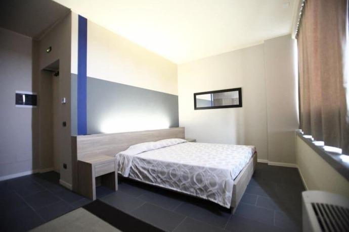 Imagen de la habitación del Hotel Valtidone. Foto 3