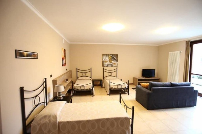 Imagen de la habitación del Hotel Valtidone. Foto 8
