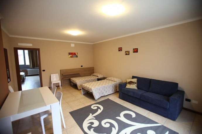 Imagen de la habitación del Hotel Valtidone. Foto 15