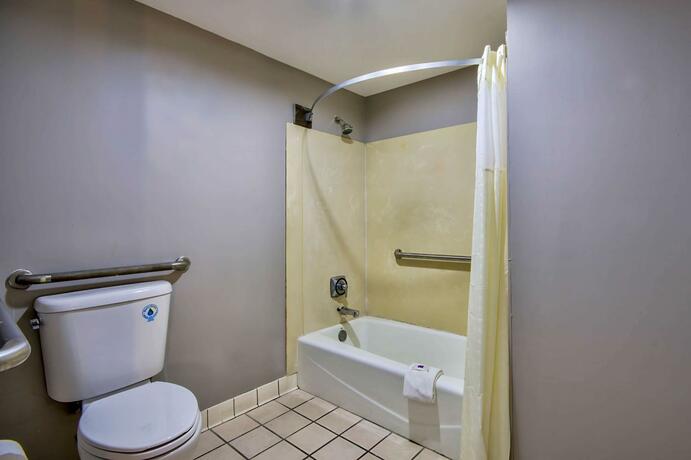 Imagen general del Hotel Value Inn Jeffersonville. Foto 2