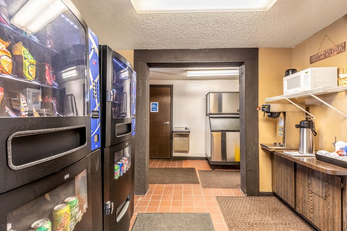 Imagen de los exteriores del Hotel Value Inn Kenosha I-94 - Exit 344. Foto 9