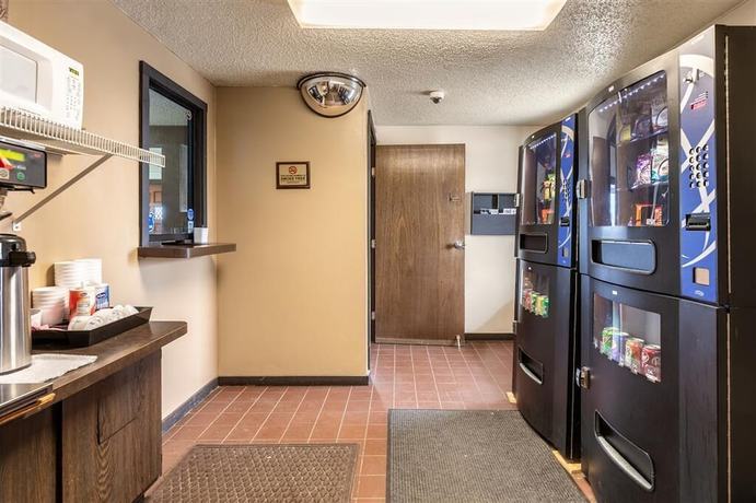 Imagen de los interiores del Hotel Value Inn Kenosha I-94 - Exit 344. Foto 12
