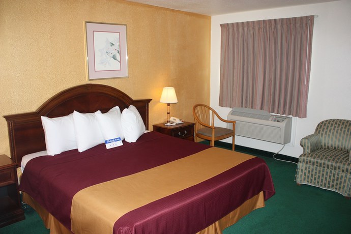Imagen de la habitación del Hotel Value Inn and Suites, Redding. Foto 17