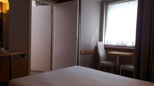 Imagen de la habitación del Hotel Value Stay Brussels South. Foto 8