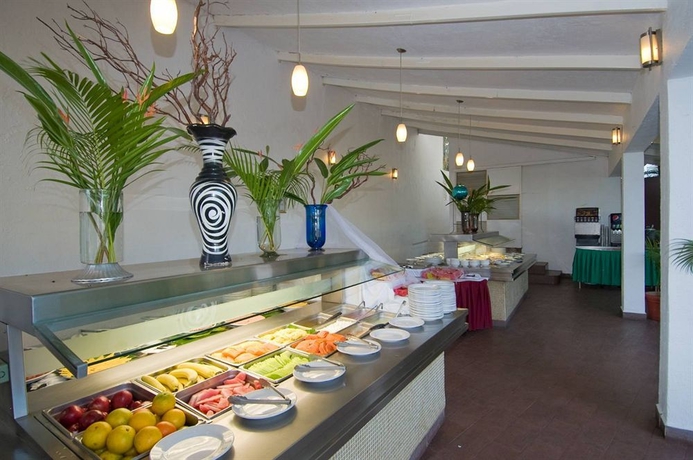 Imagen del bar/restaurante del Hotel Vamar Vallarta All Inclusive Marina and Beach Resort. Foto 2