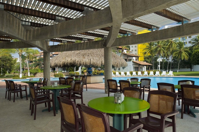 Imagen del bar/restaurante del Hotel Vamar Vallarta All Inclusive Marina and Beach Resort. Foto 4