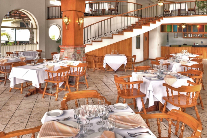 Imagen del bar/restaurante del Hotel Vamar Vallarta All Inclusive Marina and Beach Resort. Foto 6
