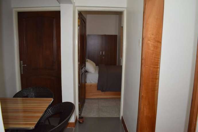 Imagen de la habitación del Hotel Van Der Salle. Foto 10